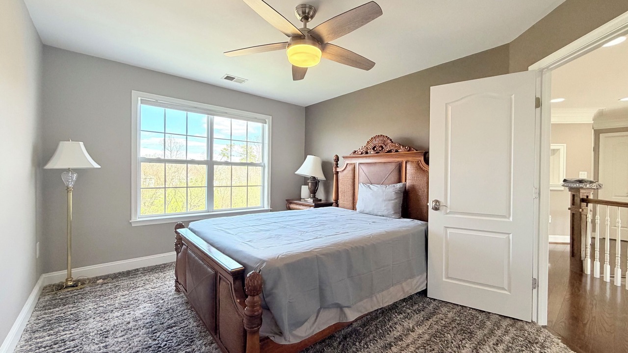 Photo of Bedroom in Dale City