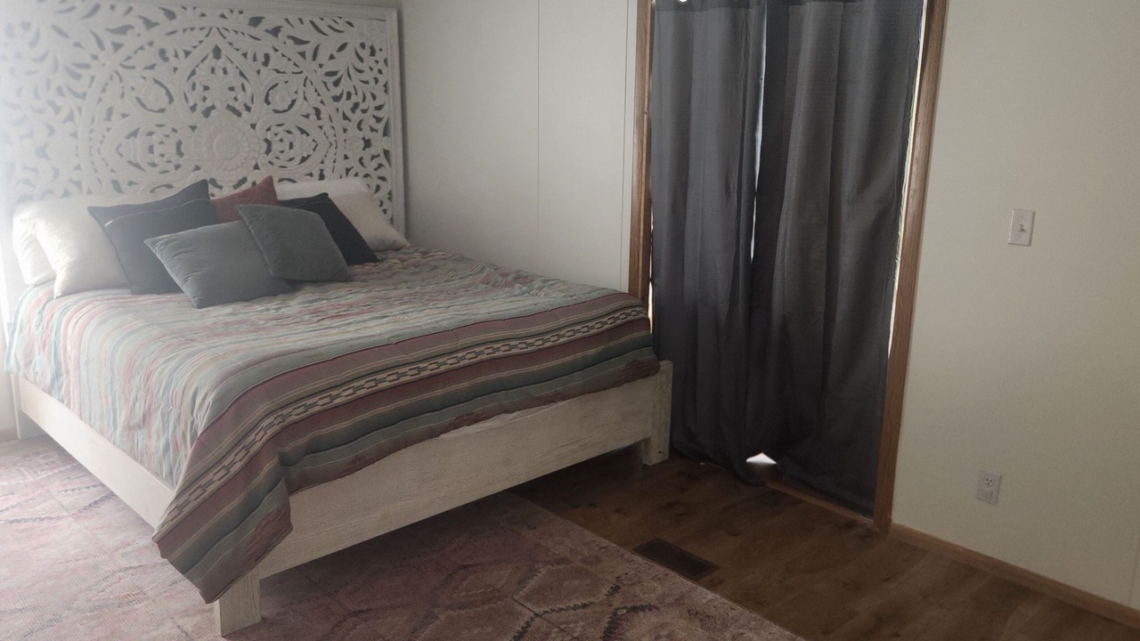 Photo of Bedroom in Truth or Consequences