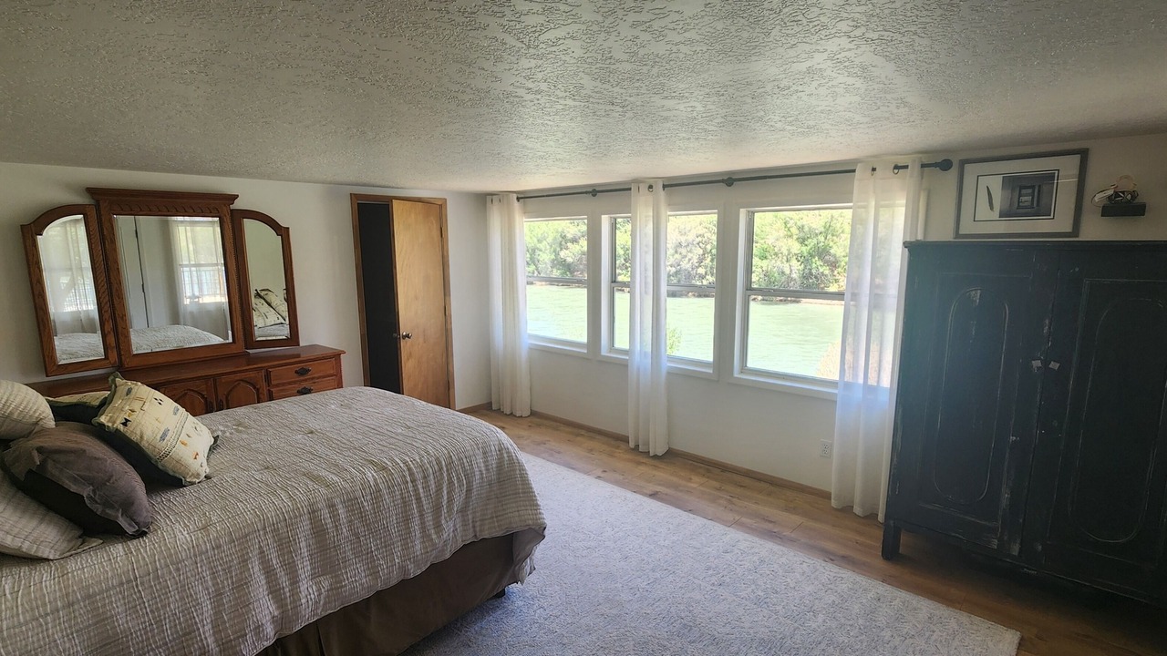 Photo of Bedroom in Truth or Consequences