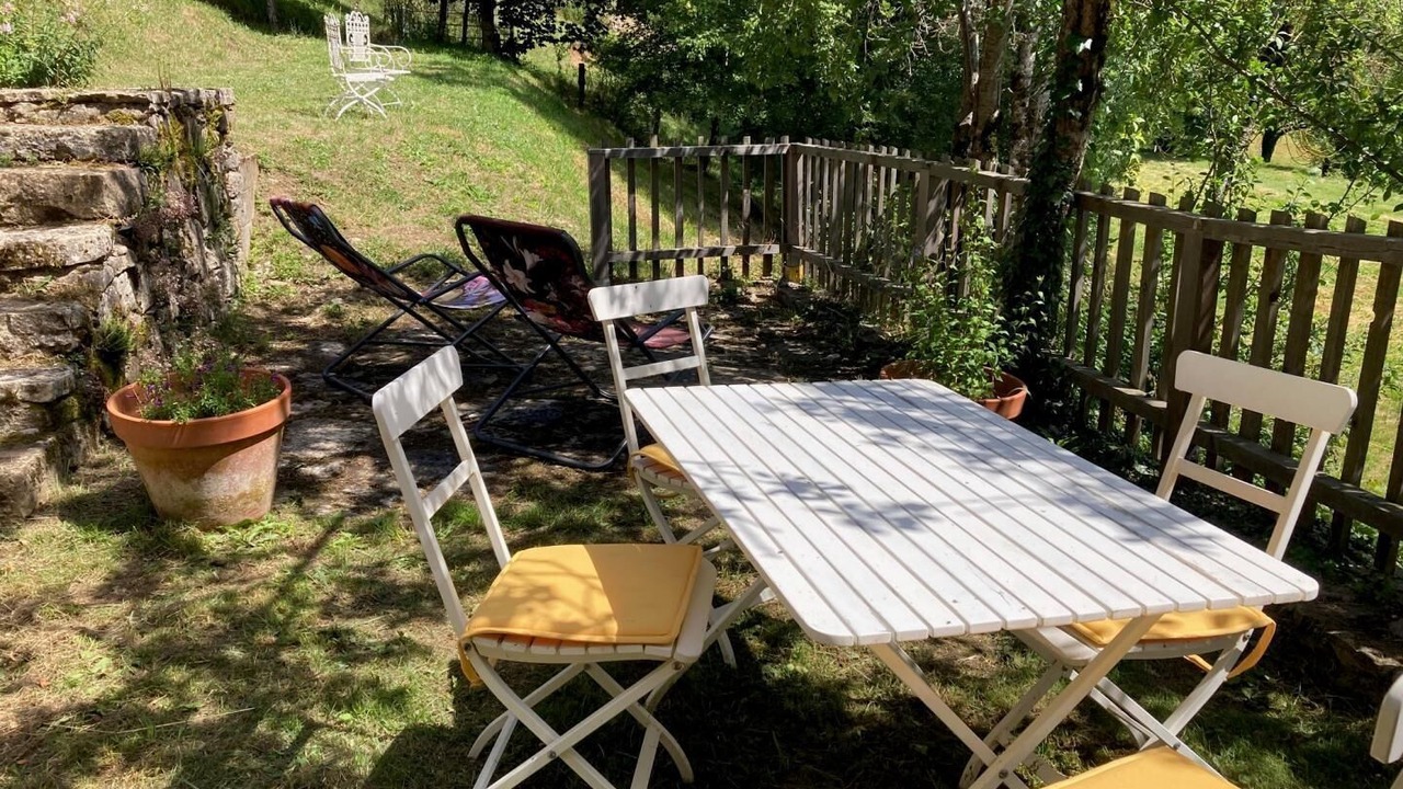 Photo of Outdoor in Vebron