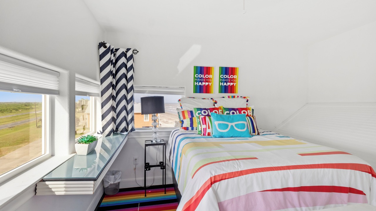 Photo of Bedroom in Sands Of Kahala Beach