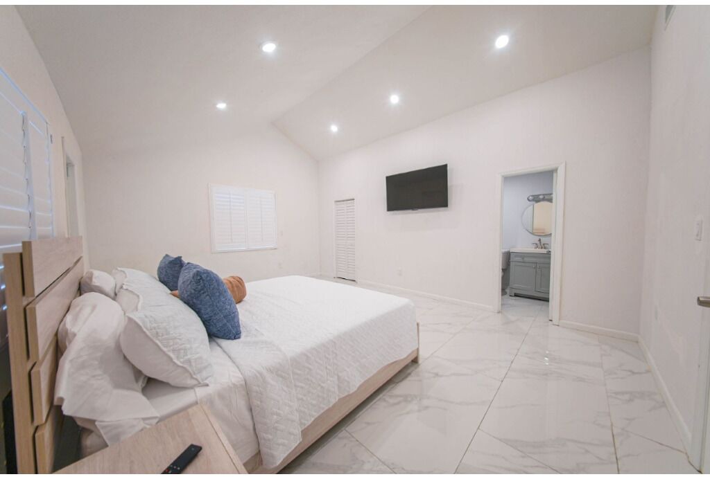Photo of Bedroom in Coral Terrace