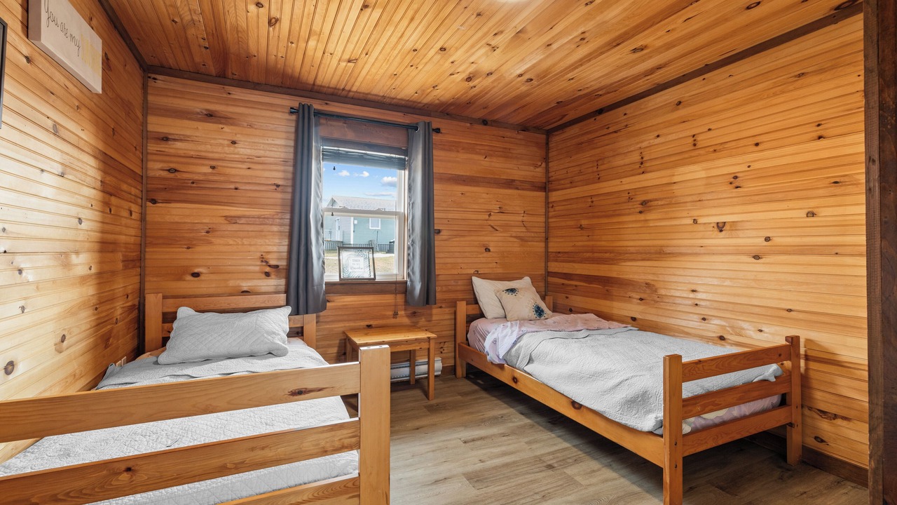 Photo of Bedroom in Clinton