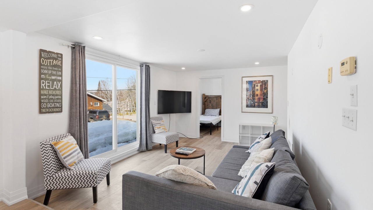 Photo of Livingroom in Hastings Highlands