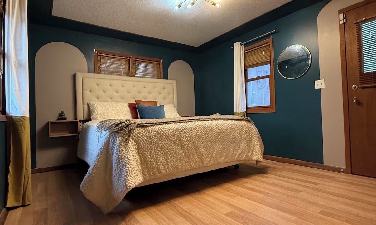 Photo of Bedroom in Des Moines