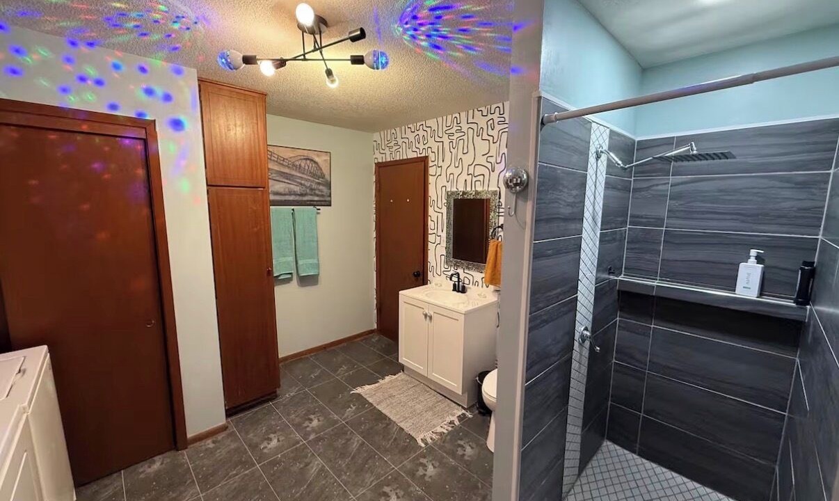 Photo of Bathroom in Des Moines