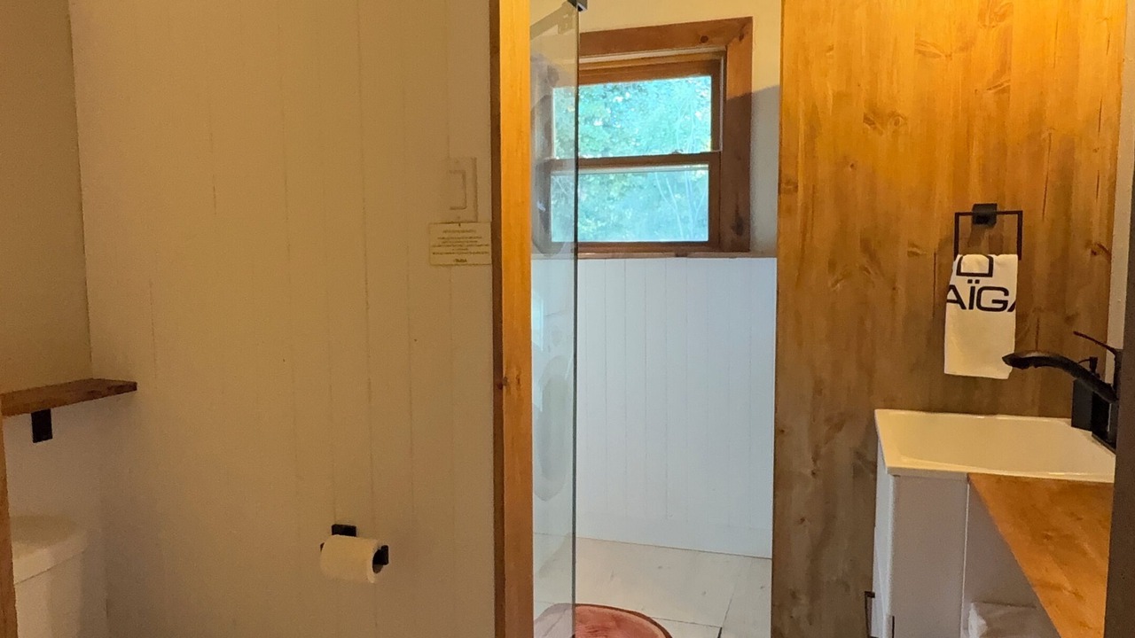 Photo of Bathroom in Sainte-Agathe-des-Monts