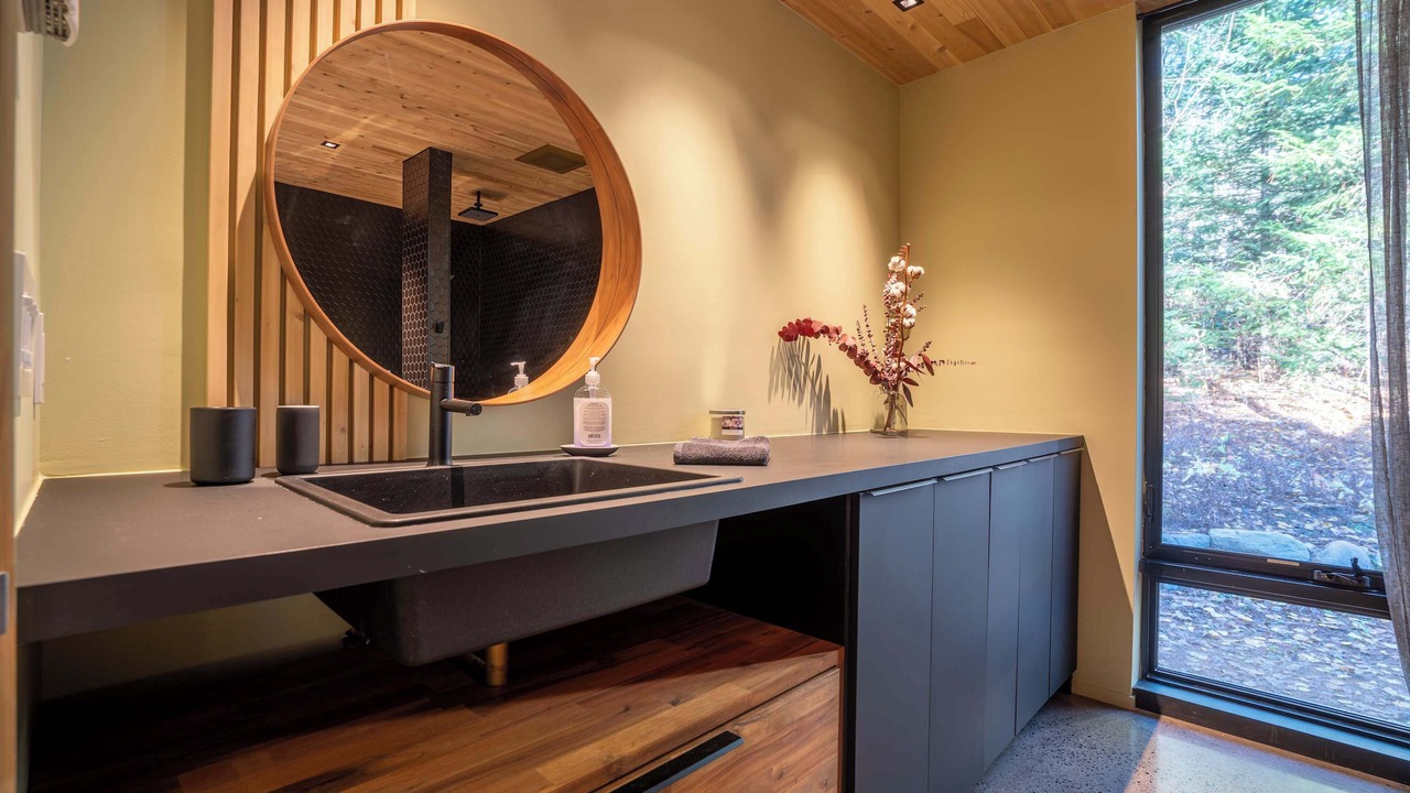 Photo of Bathroom in Saint-Alphonse-Rodriguez