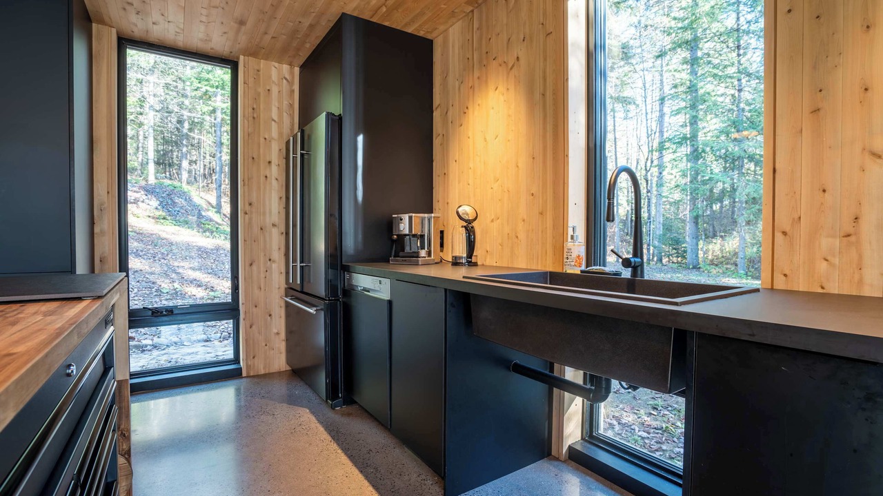 Photo of Kitchen in Saint-Alphonse-Rodriguez