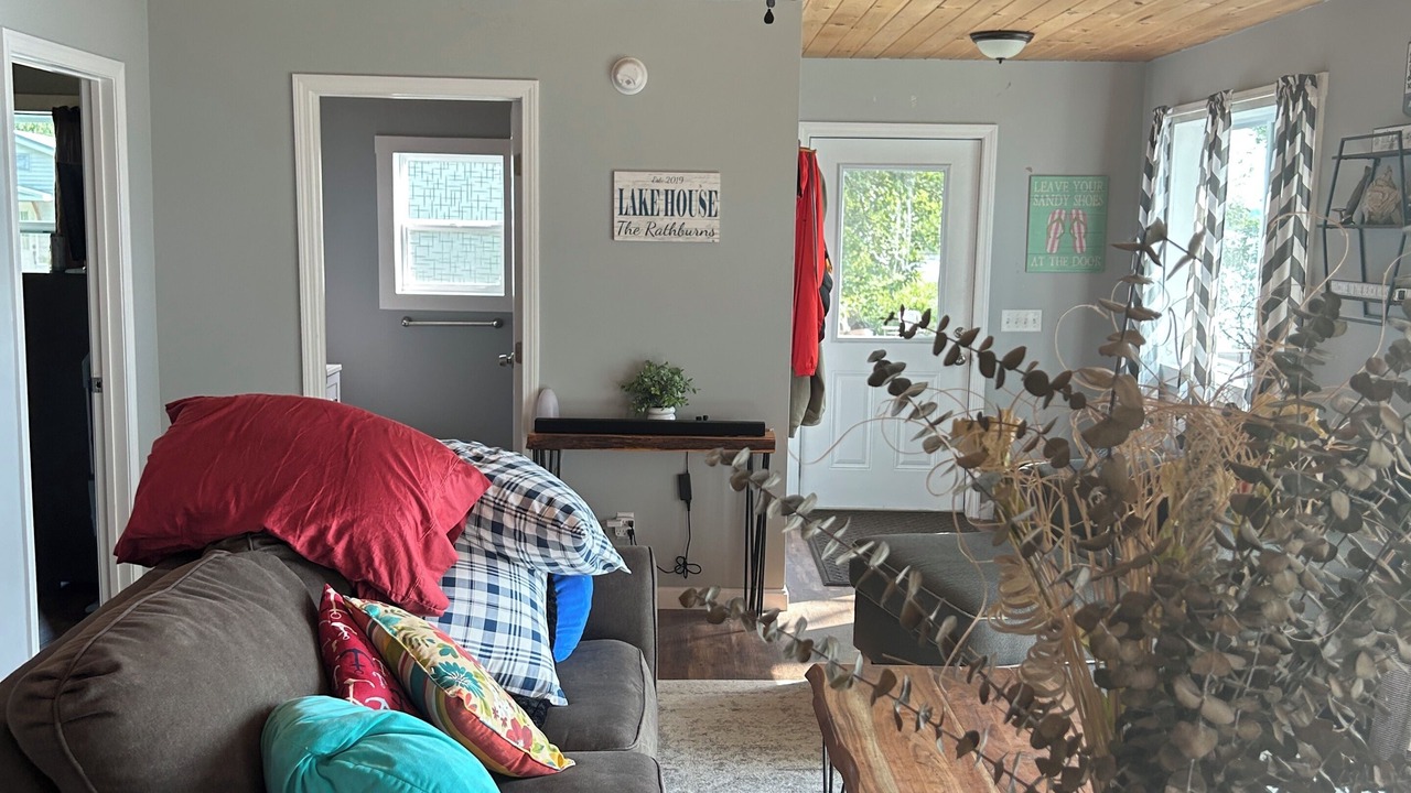 Photo of Livingroom in Franklin County