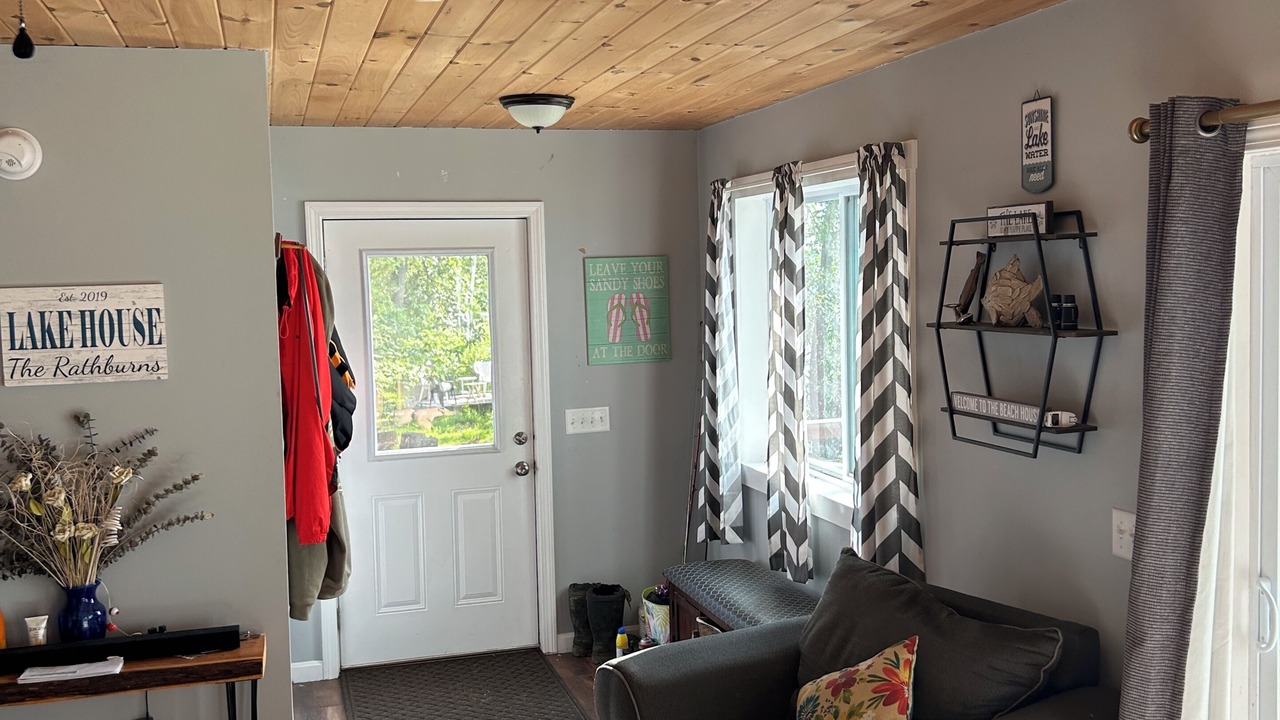 Photo of Livingroom in Franklin County