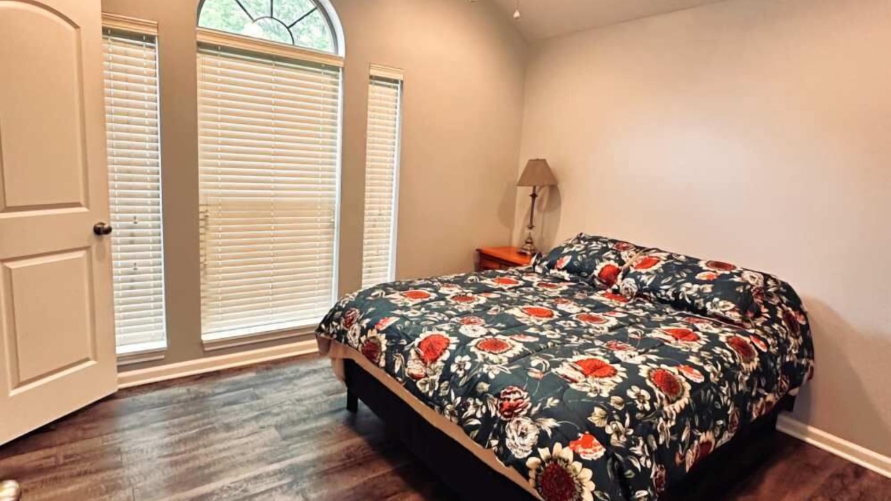 Photo of Bedroom in Longview