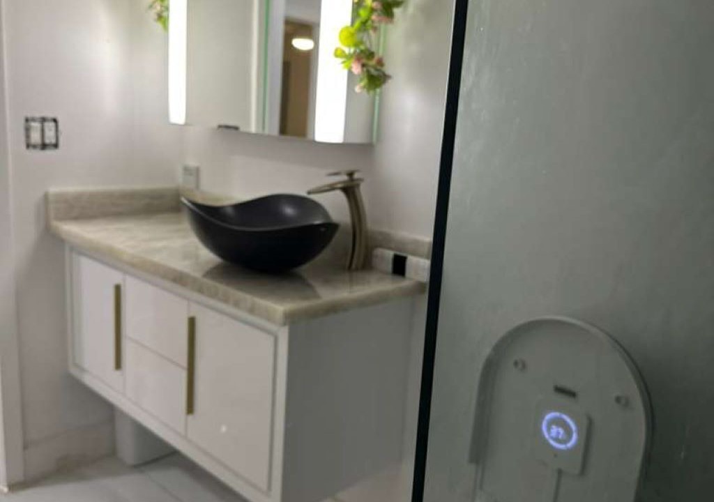 Photo of Bathroom in Ludlam