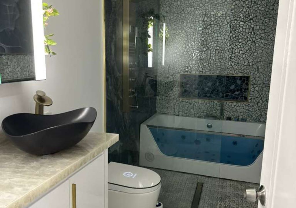Photo of Bathroom in Ludlam