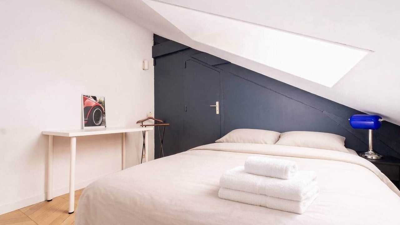 Photo of Bedroom in Alphonse Guerin