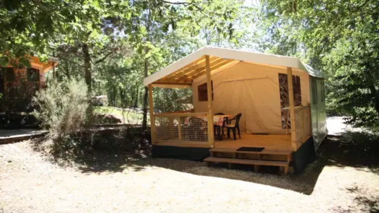 Photo of Outdoor in Salles