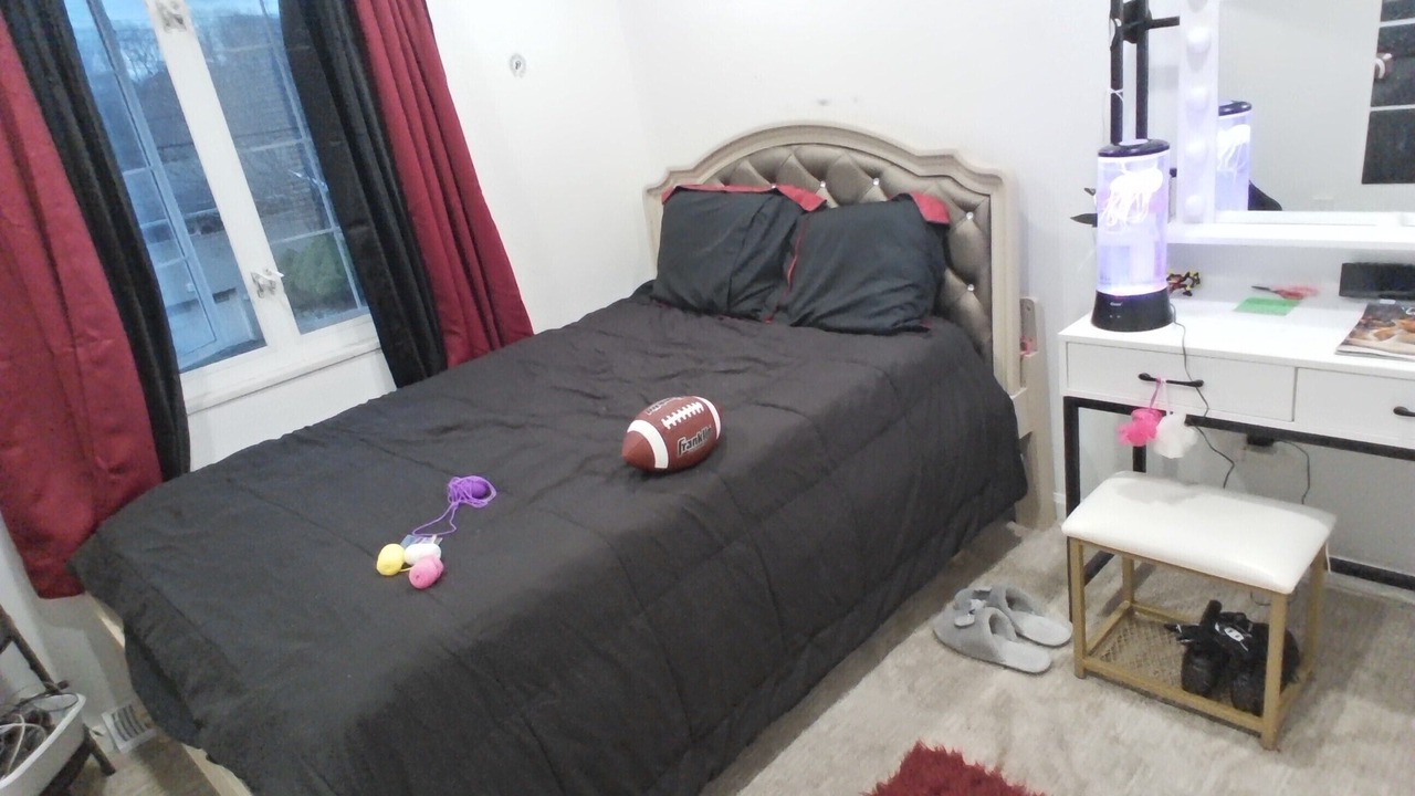 Photo of Bedroom in Ross Township