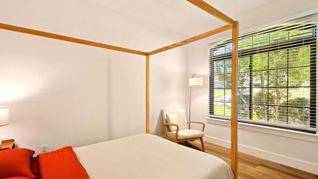 Photo of Bedroom in Cedar Hill