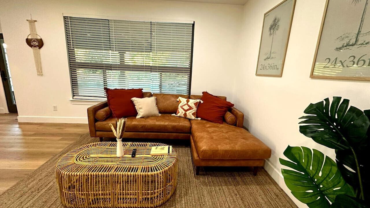 Photo of Livingroom in Cedar Hill