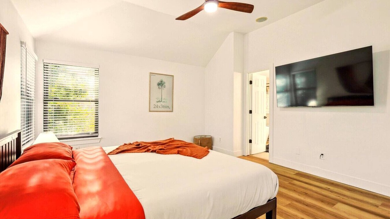 Photo of Bedroom in Cedar Hill