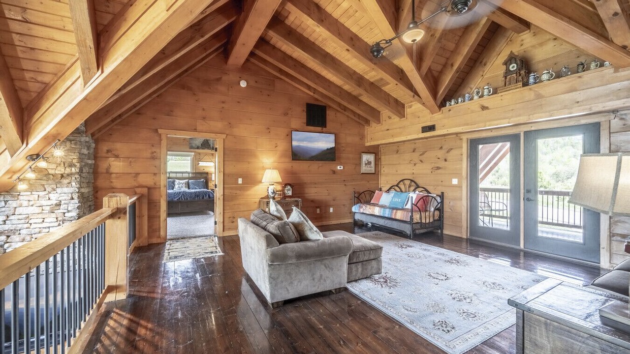Photo of Livingroom in Tazewell