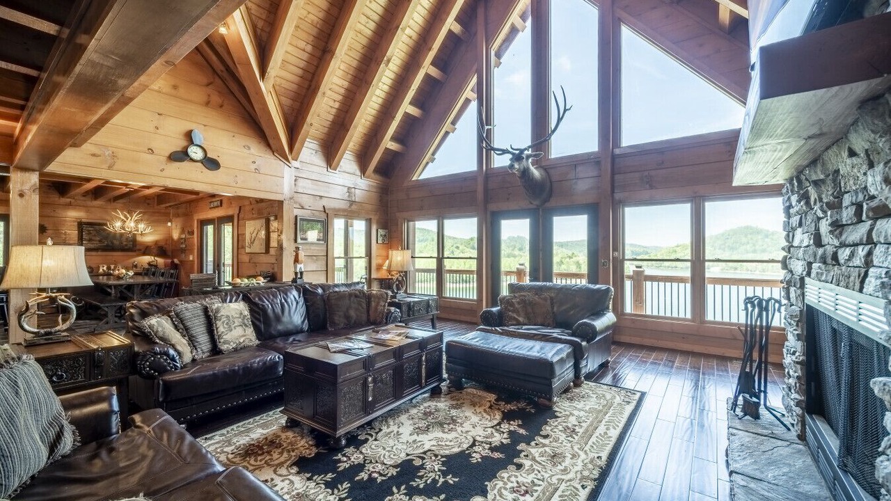 Photo of Livingroom in Tazewell