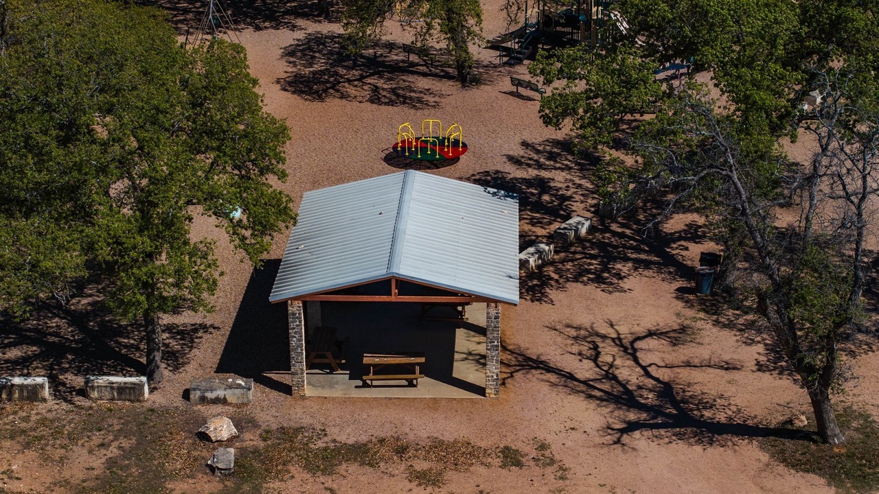 Photo of Others in Point Venture