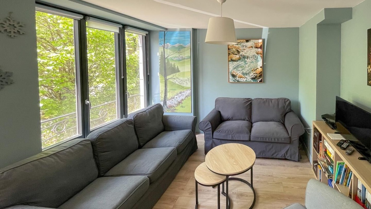 Photo of Livingroom in Chambon-sur-Lac
