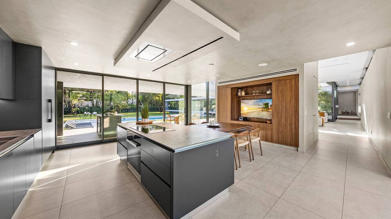 Photo of Kitchen in Pinecrest