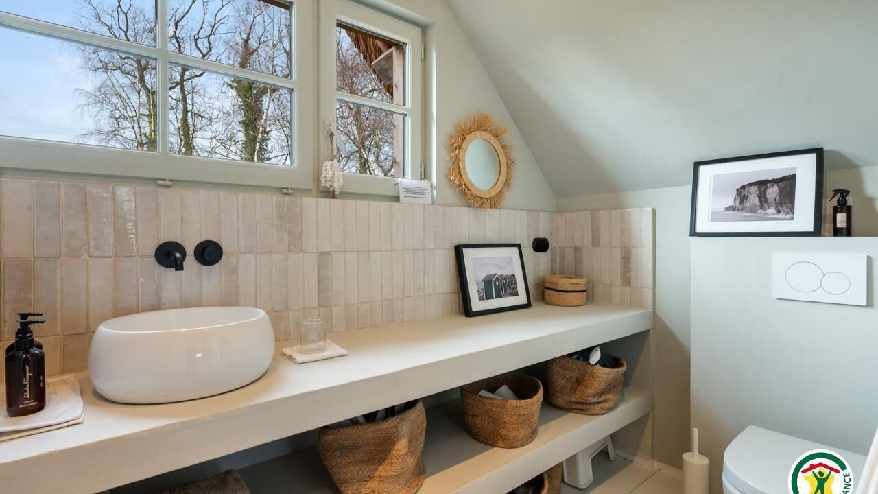 Photo of Bathroom in Ermenouville