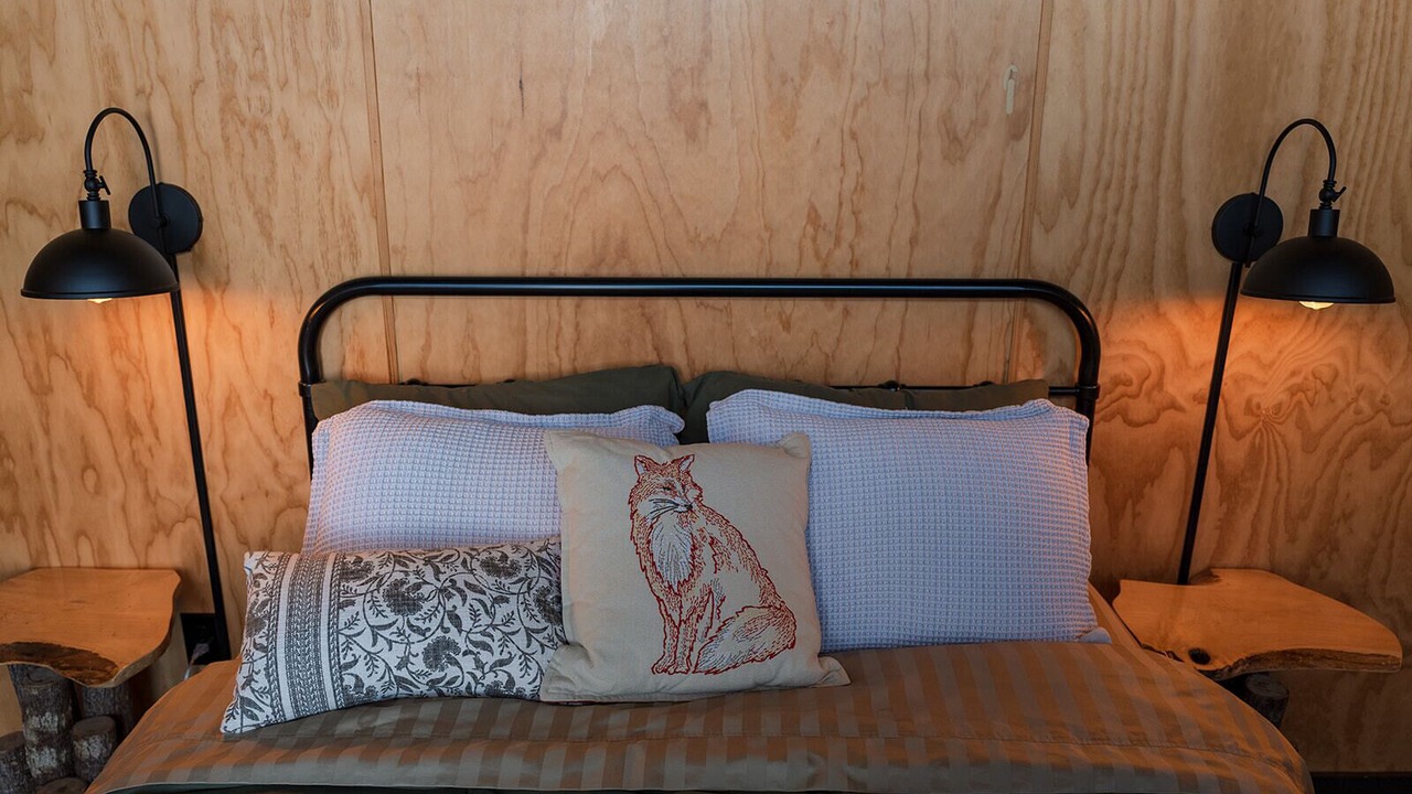 Photo of Bedroom in Menlo