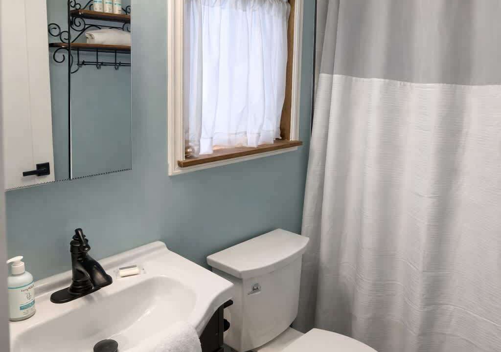 Photo of Bathroom in Lone Mountain