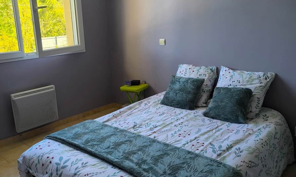 Photo of Bedroom in Le May-sur-Evre