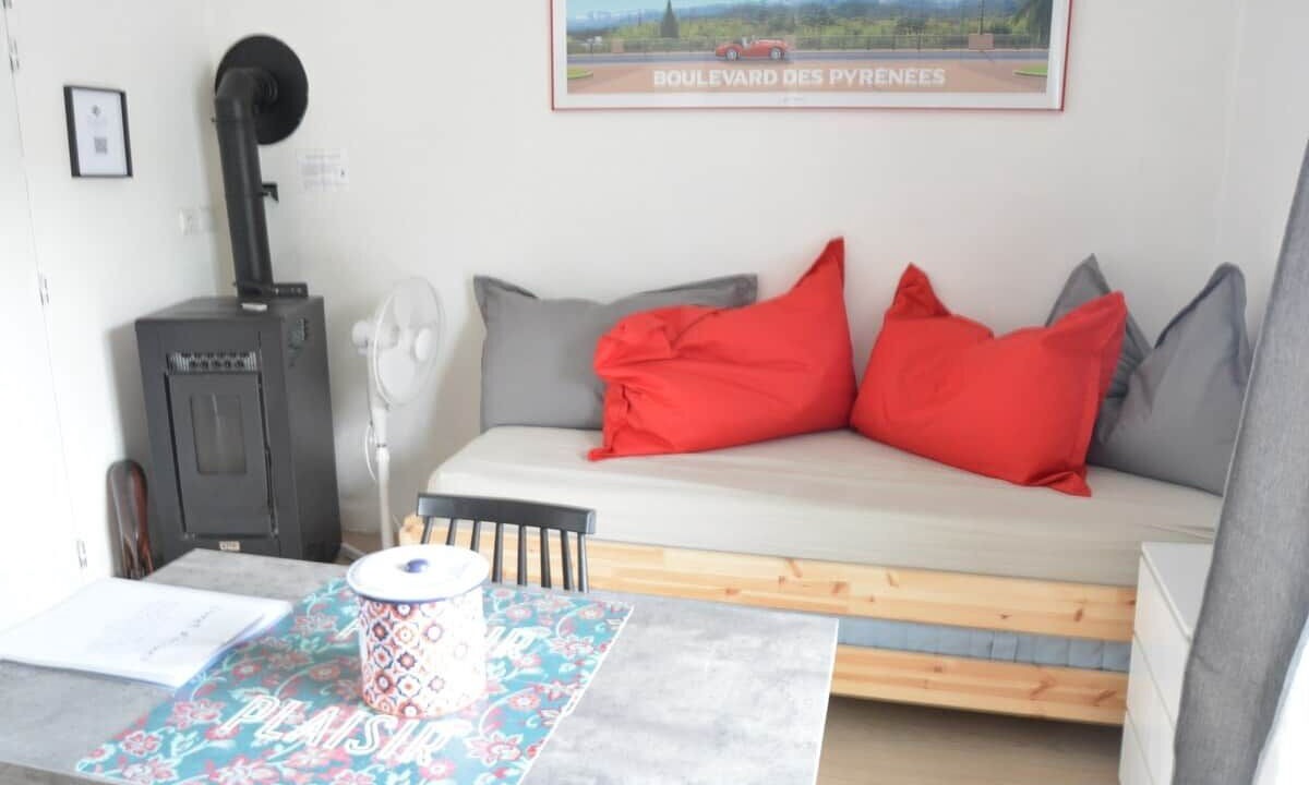 Photo of Livingroom in Lannemezan