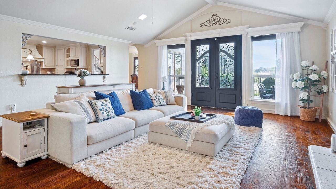 Photo of Livingroom in Wylie