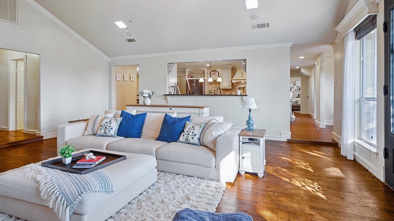 Photo of Livingroom in Wylie