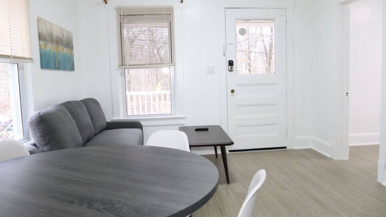 Photo of Livingroom in Livingston