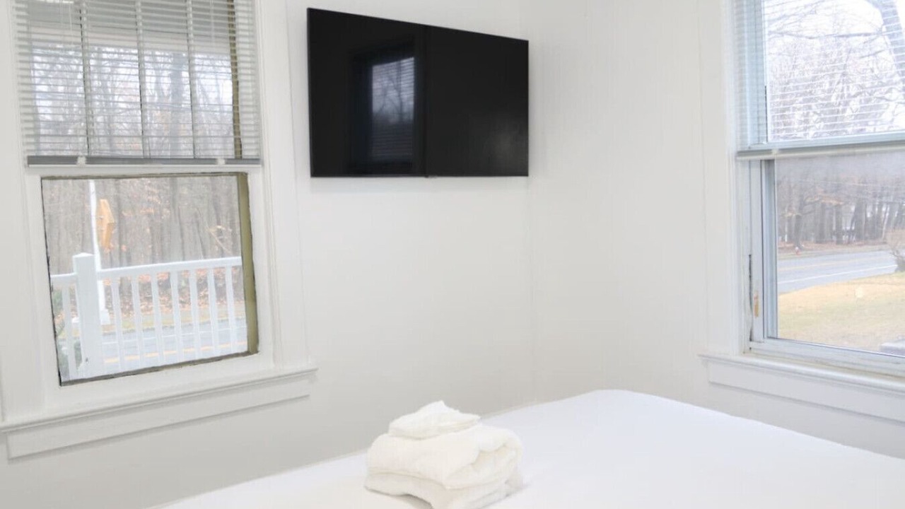 Photo of Bedroom in Livingston