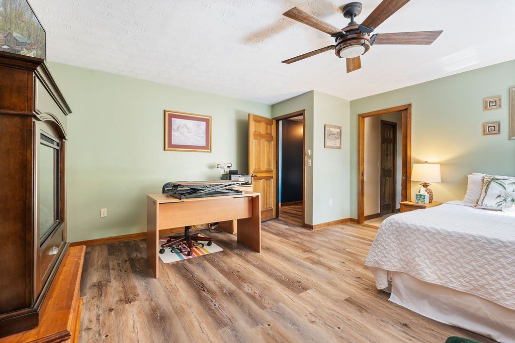 Photo of Bedroom in Jefferson City