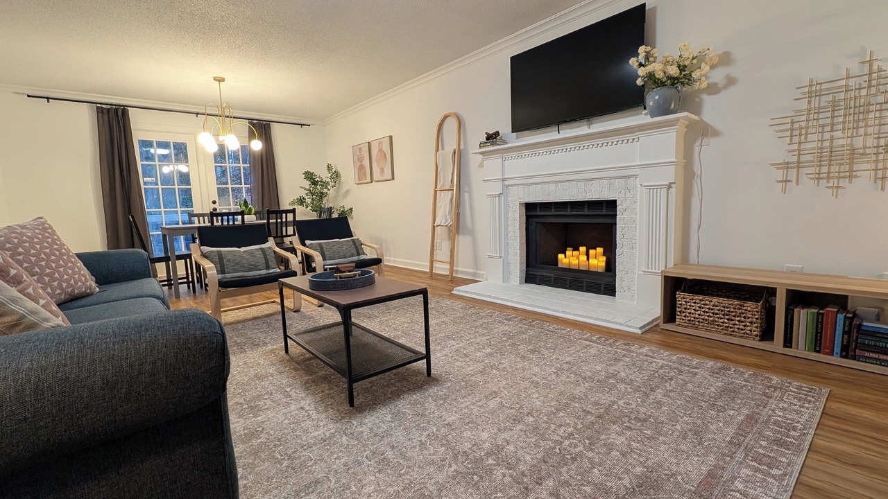Photo of Livingroom in Woodcroft