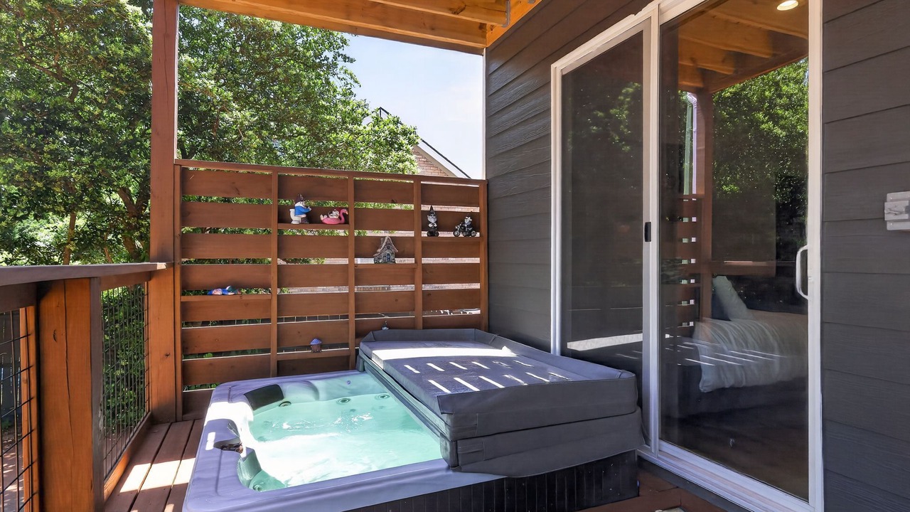 Photo of Patio Balcony in Stone Mountain