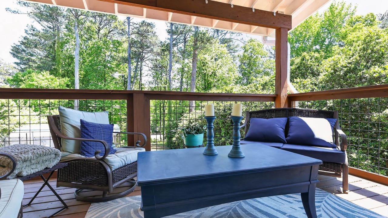 Photo of Patio Balcony in Stone Mountain