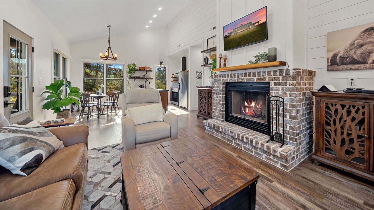 Photo of Livingroom in Grainger County
