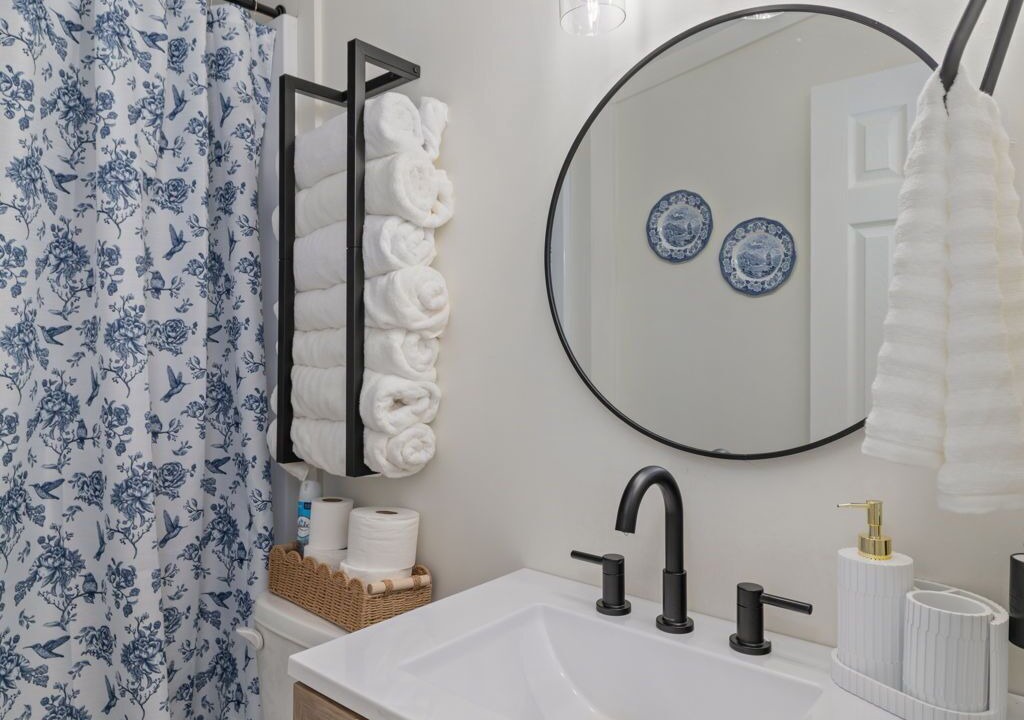Photo of Bathroom in Lawrenceburg
