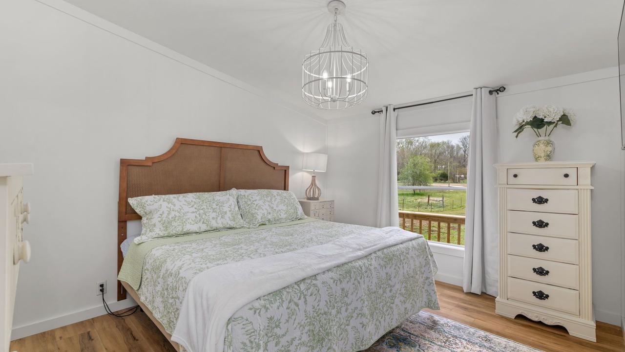 Photo of Bedroom in Lawrenceburg