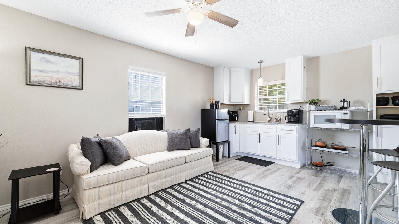 Photo of Livingroom in Southside