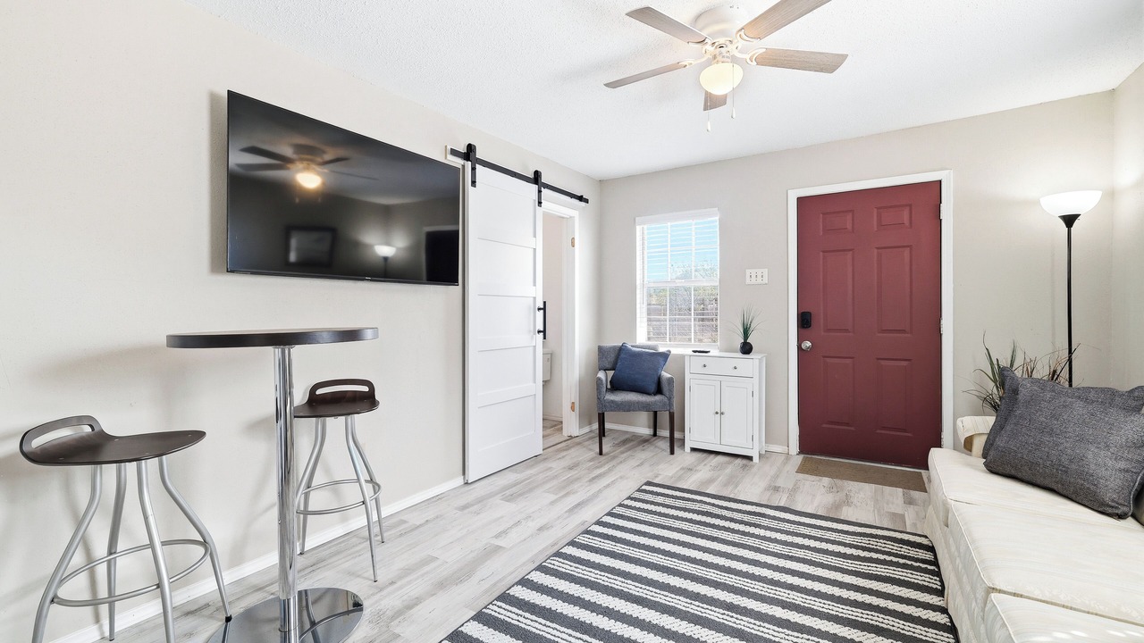 Photo of Livingroom in Southside