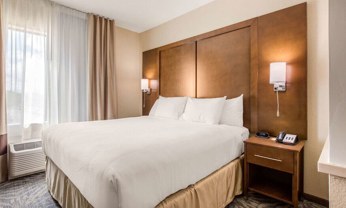Photo of Bedroom in Franklin Park