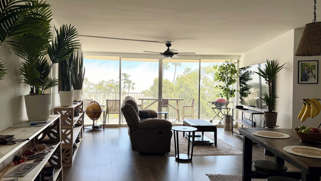 Photo of Livingroom in Waterfront