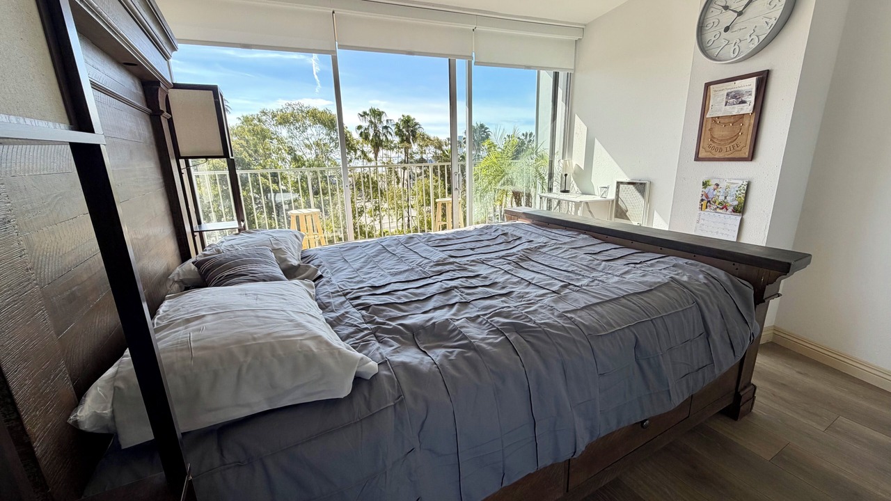 Photo of Bedroom in Waterfront